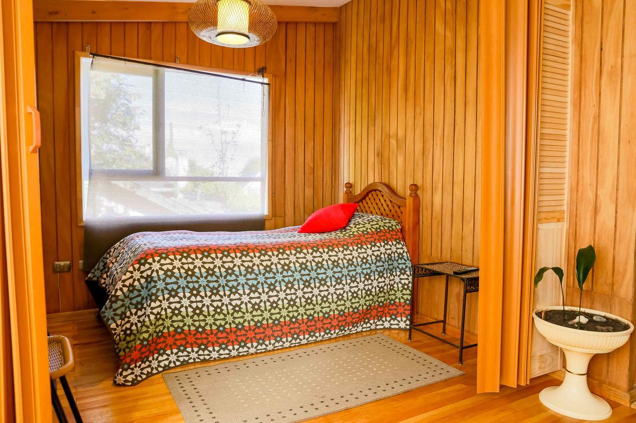Hostal Y Cabanas Ainil Punta Arenas Buitenkant foto
